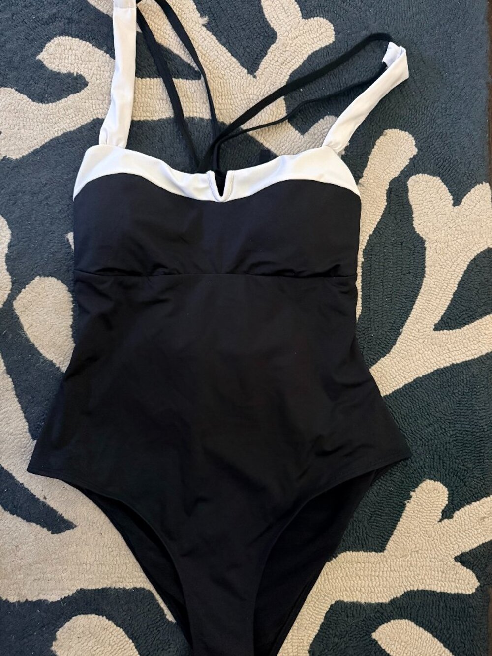 NWT Cupshe Alias Slim & Sculpt One-Piece Swimsuit  - Size Large